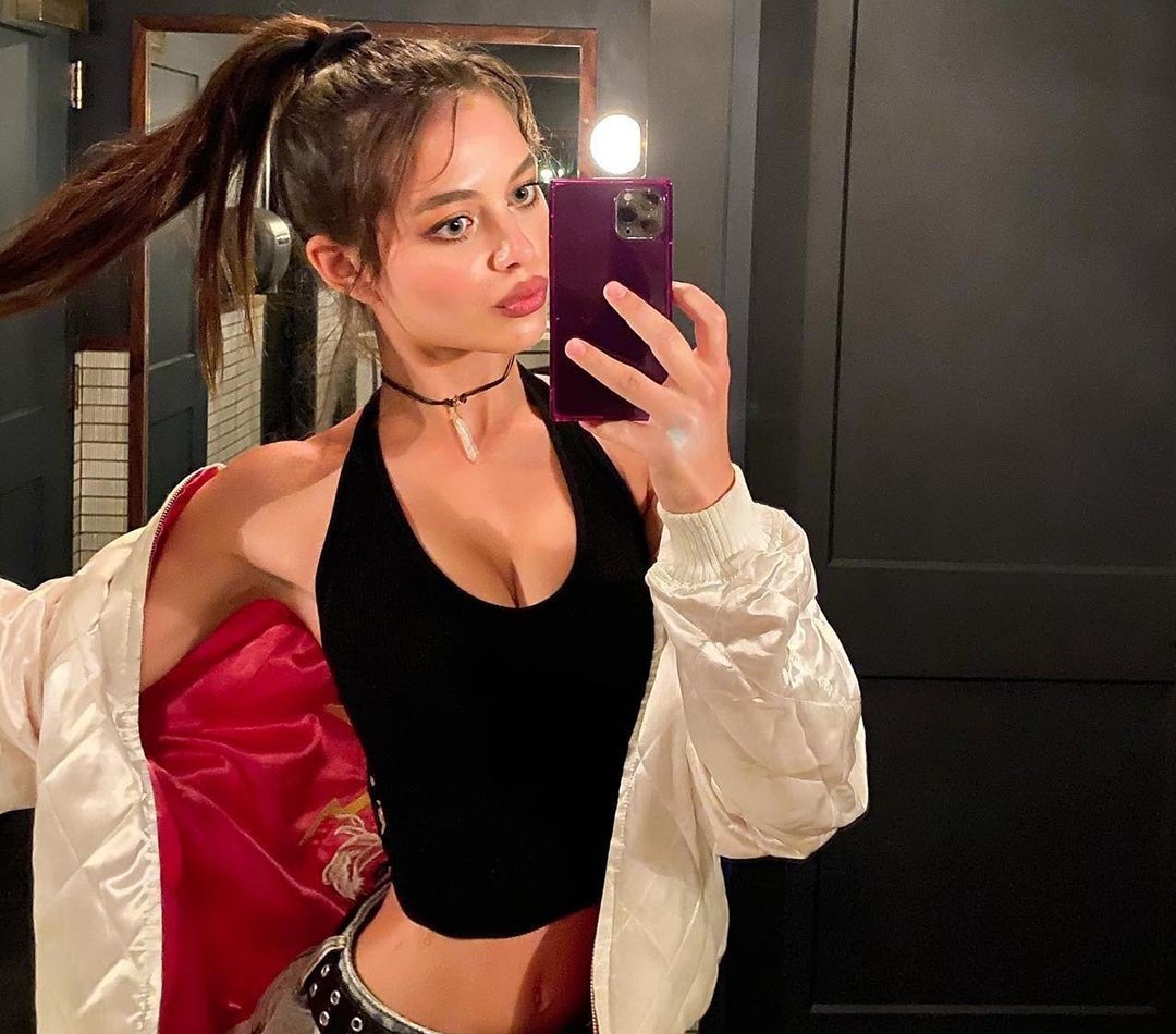 Ирина привлекальеная девушка из Вычегодского цена от 3000 руб