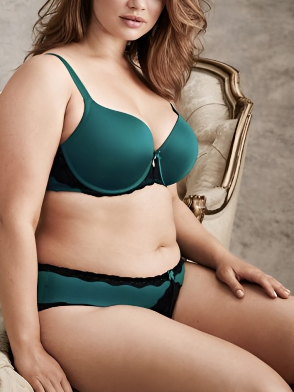 Олеся привлекательная девушка из Вычегодского цена от 3000 руб