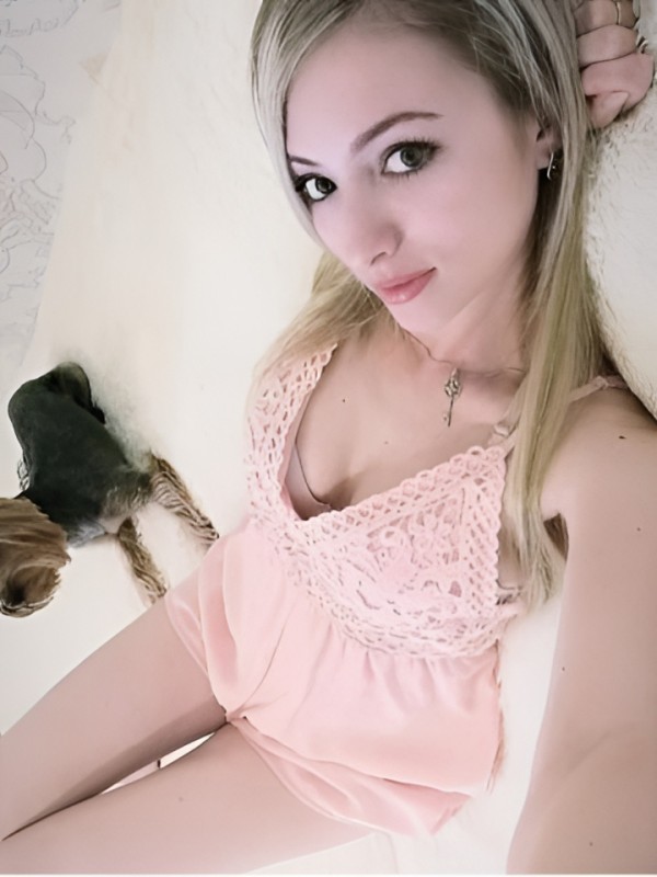 Регина привлекательная девушка из Вычегодского цена от 10000 руб