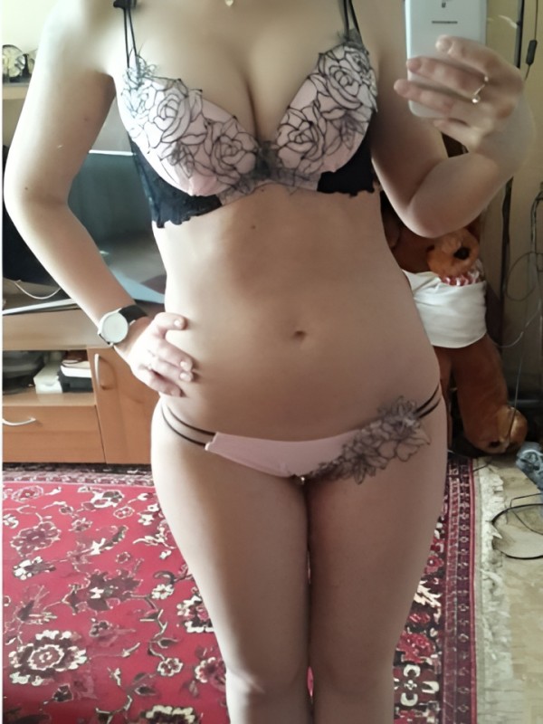 Софи привлекательная девушка из Вычегодского цена от 5000 руб