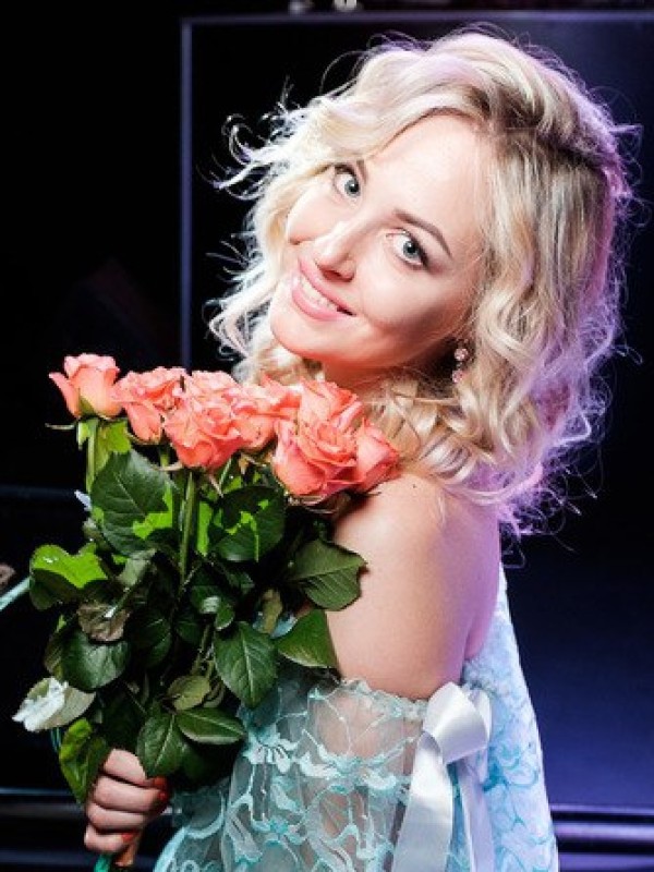 Лена привлекательная девушка из Вычегодского цена от 3500 руб