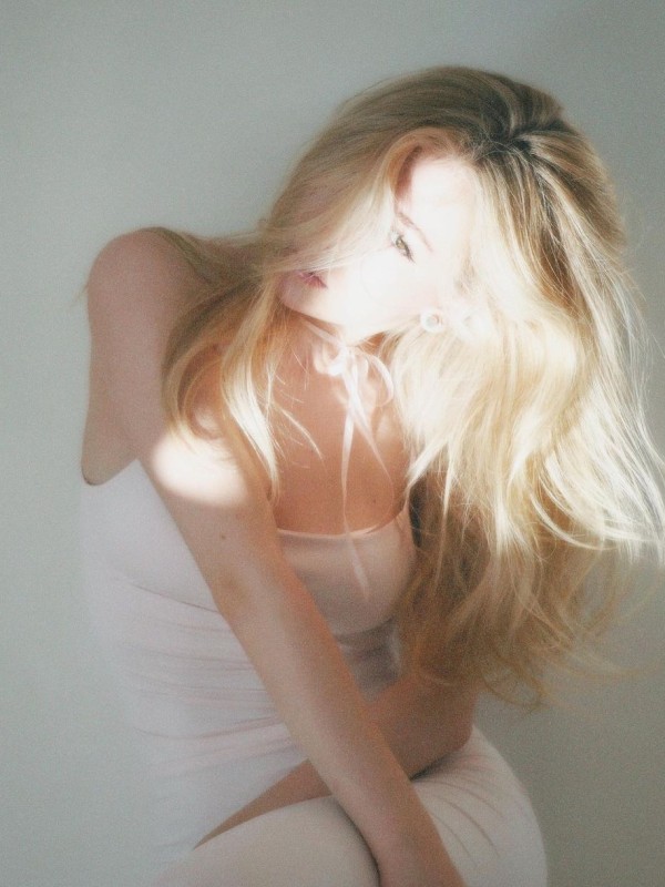 Влада привлекательная девушка из Вычегодского цена от 7000 руб